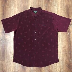 The Point Men's XXL Maroon Short Sleeve Button Down Collared Shirt